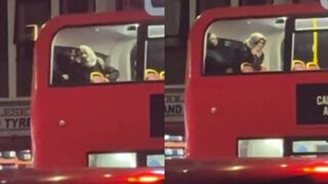 Hijab Girl Fucking Inside Pablic Bus Video HD