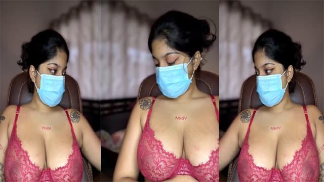 Gorgeous Lankan Girl – Nude Showing Videos