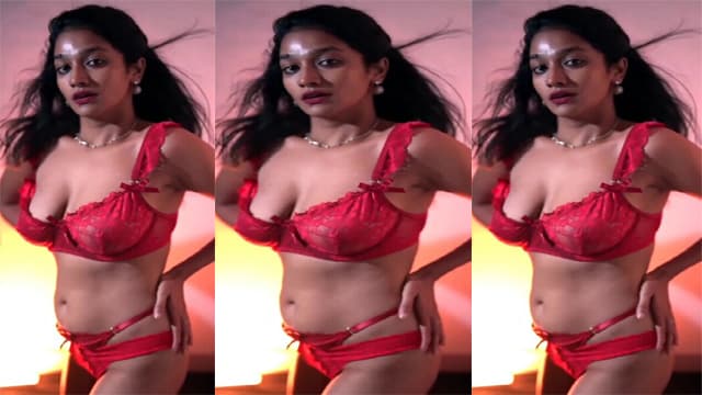 Hot Lavanya Manickam Actress Bikini Dance Teasing Video